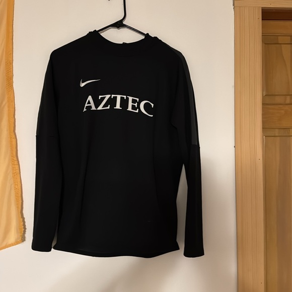 Nike Dri-Fit hoodie - Picture 5 of 7